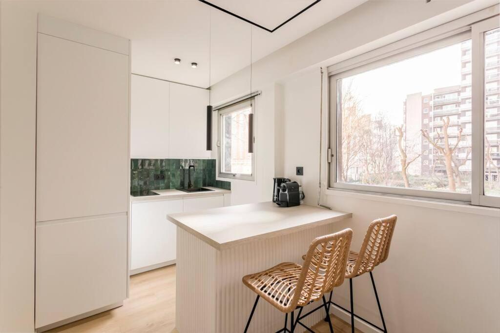 Apartamento Luxurious 3 Min Walk From Eiffel Tower París Exterior foto